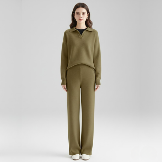 Lotte | Dames Loungewear Set Trui & Broek Oversized Khaki Larenza.nl